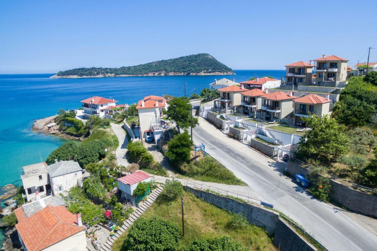 Seascape Villas Kinira Exterior photo